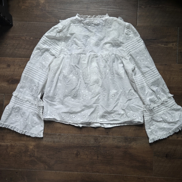 Elegant White Lace Blouse US 6 FR 38 - Picture 5 of 7